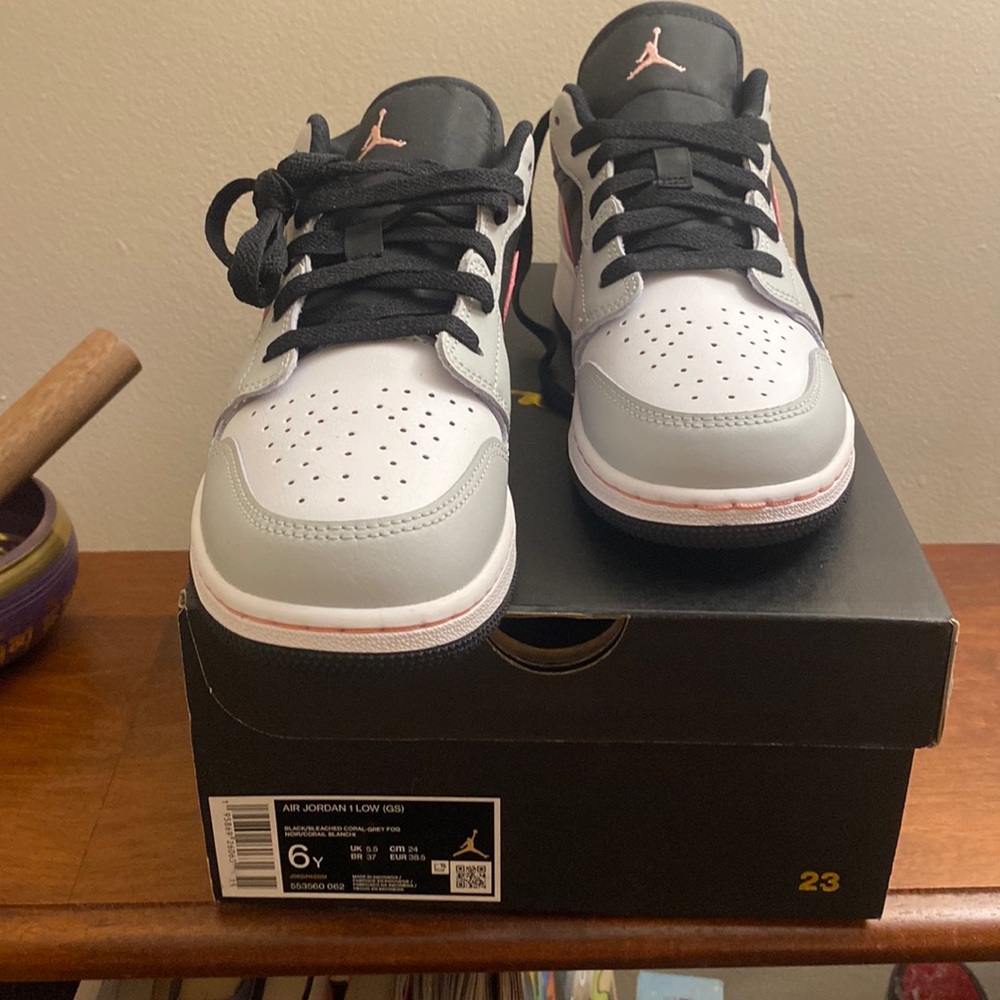 Air Jordan 1 Low